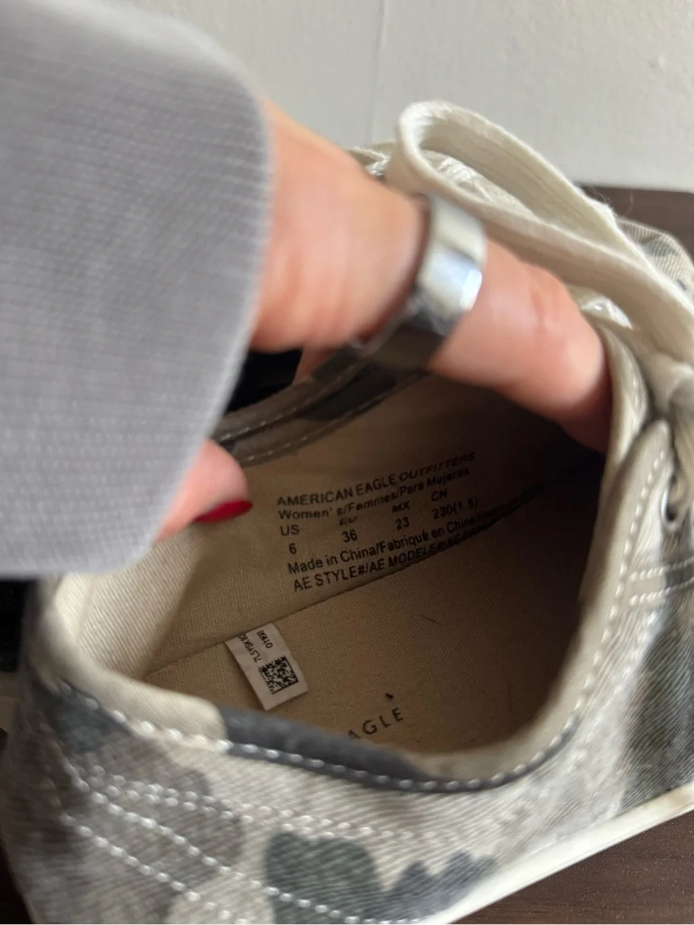 American Eagle Canvas Platform Sneakers in Green Camo - Women's